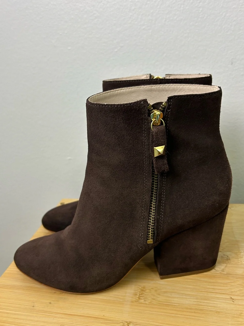 Kate spade New York Suede Ankle Boots Size 8.5M chocolate‎ Brown